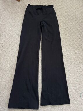 SPANX WIDE leg leggings Medium